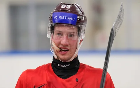 Pārcelšanās no ECHL uz Zviedrijas otro līgu: "Kā diena pret nakti līmeņa ziņā"