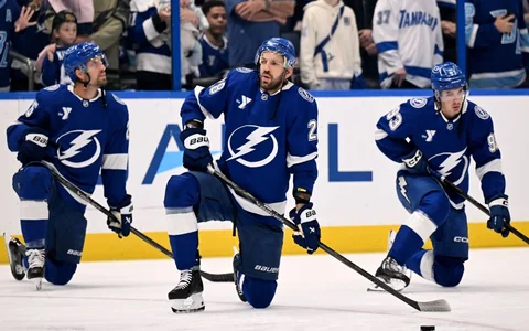 Girgensons atklāj latviešu punktu kontu šajā NHL sezonā