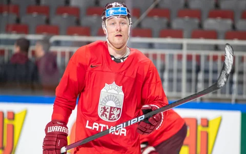 Ķēniņš aizvadījis pirmo treniņu kopā ar OHL līderiem