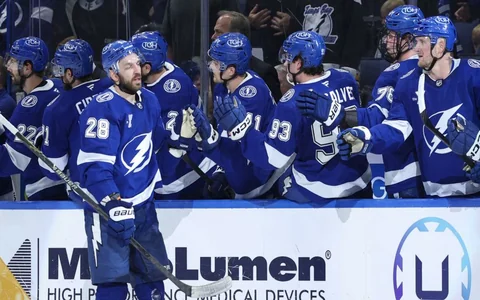 Girgensona ''Lightning'' regulārās sezonas 81. mačā uzņems ņujorkiešus