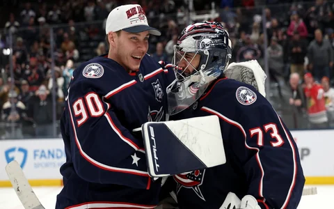 Bļugers pēdējo reizi uz ledus ar Kopitaru, Merzļikins noslēgs NHL sezonu
