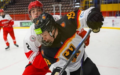 Vācijas U18 hokejisti bez punktiem paliek arī otrajā mačā