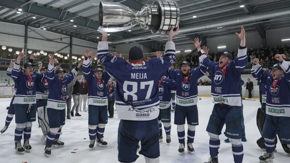 Feņenko varoņdarbs atnes "Mogo" trešo titulu pēc kārtas