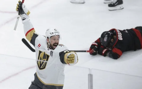 "Golden Knights" finālsērijas ievadānozogmājas spēļu priekšrocību