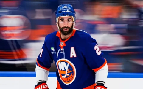 Ņujorkas "Islanders" krustenisko saišu traumas dēļ zaudē veterānu