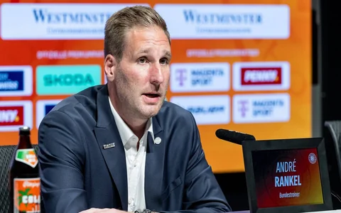 Latvijas hokeja izlases pretiniece pasaules čempionātā nolīgusi jaunu galveno treneri