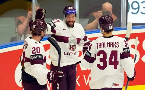 Latvijas hokeja izlase sagaidījusi vērtīgus papildinājumus, divi atskaitīti