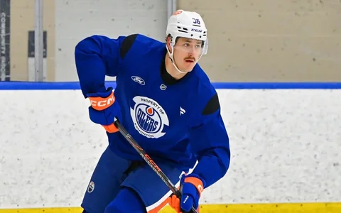 "Oilers" nedod iespēju Tralmakam – no fārmkluba izsaukts cits uzbrucējs