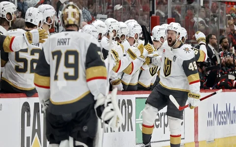 NHL Stenlija kausa fināls sākas ar uguņošanu – Hertls galotnē izrauj uzvaru "Golden Knights"