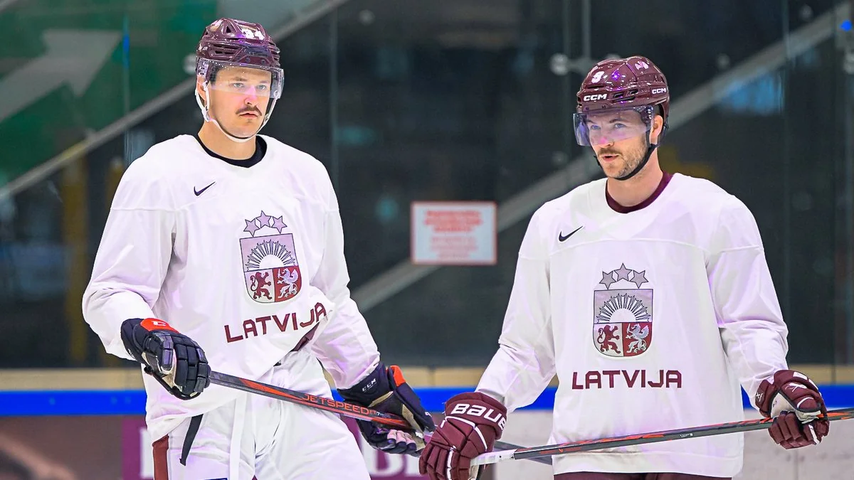 Foto: NHL vīri un hokejs izklaidei – Latvijas 3x3 izlase atrāda spēkus pirms unikāla turnīra Rīgā